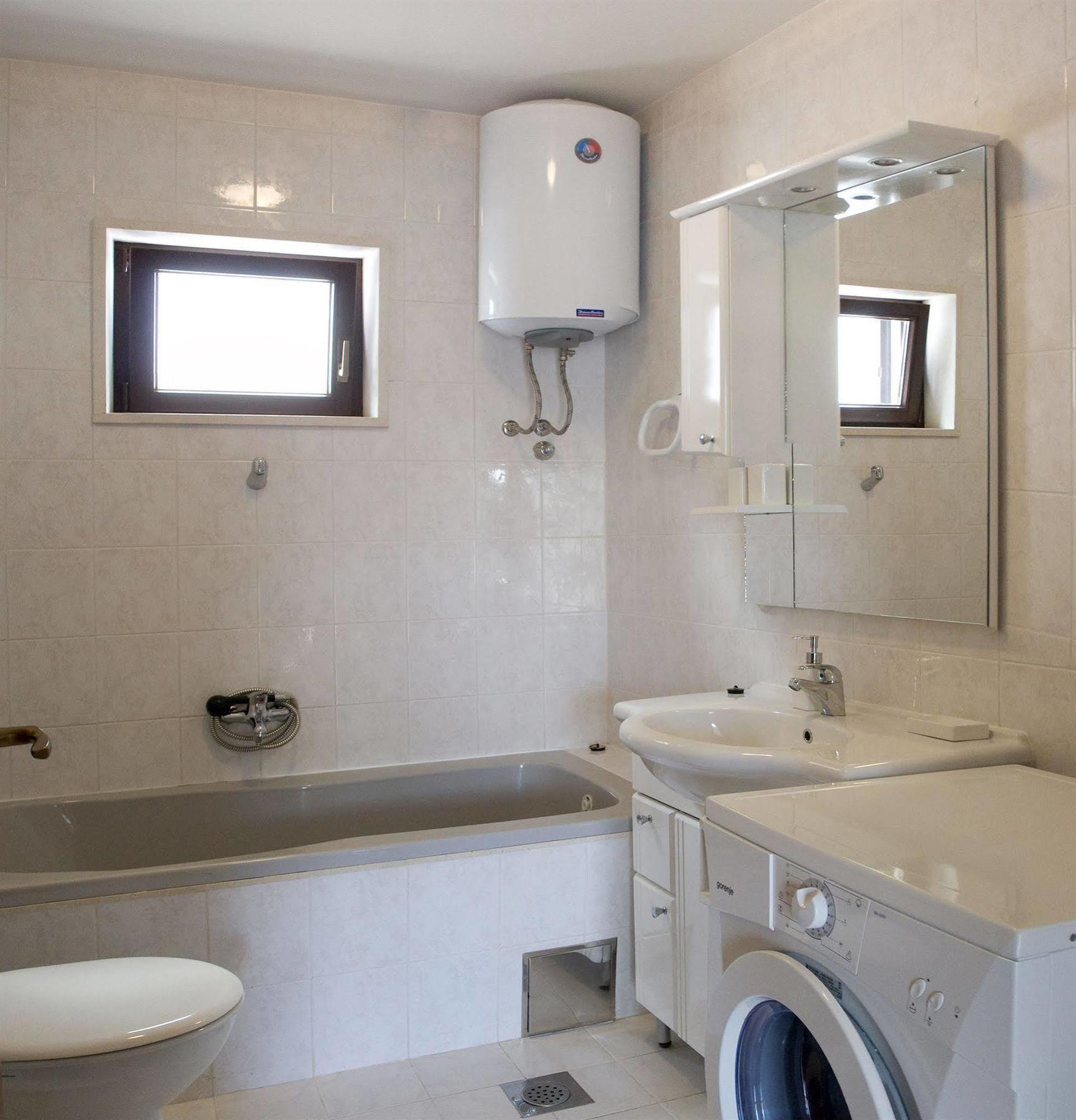 Apartments Пучишча Екстериор снимка